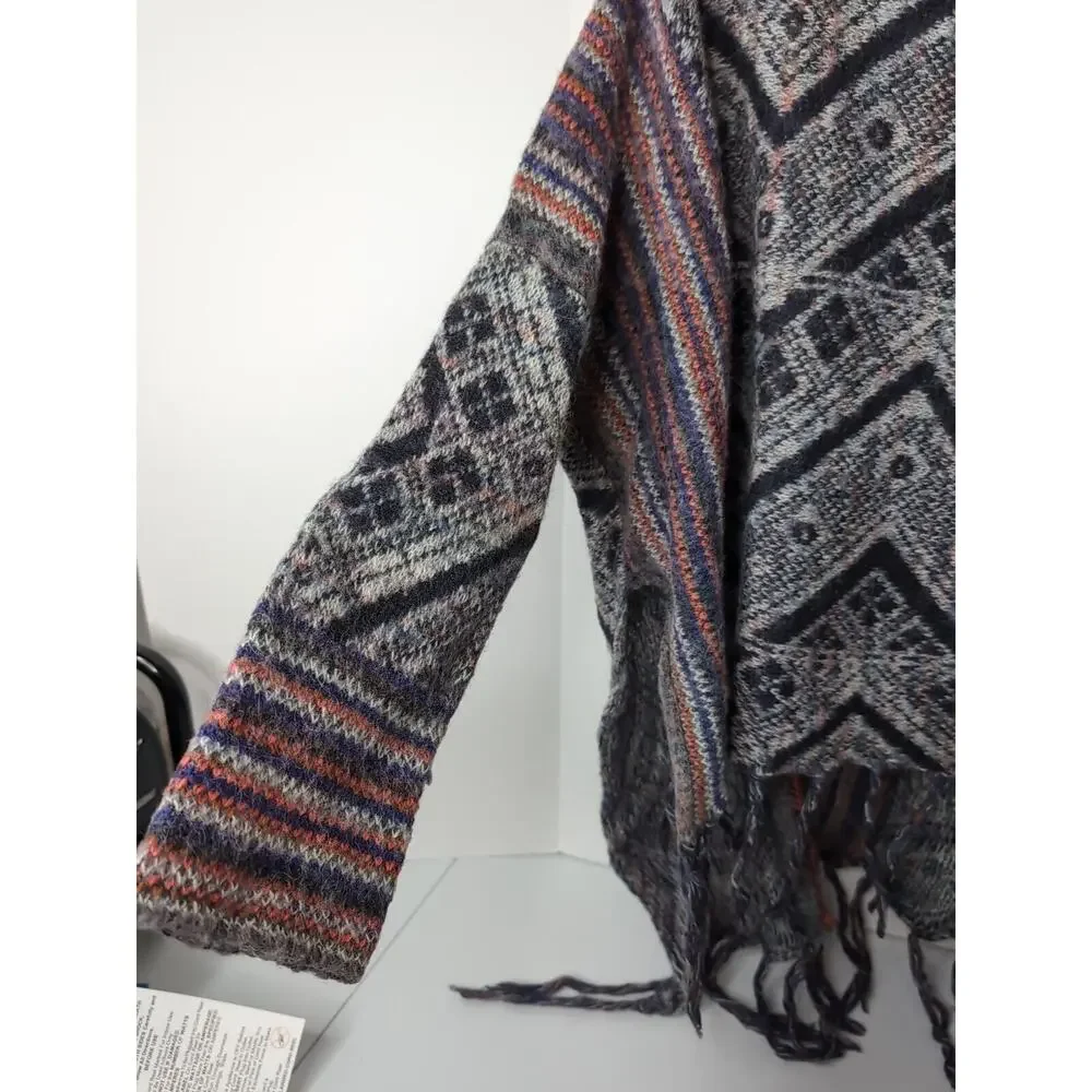 Free People Poncho XS Shawl Wool Blend Fringe‎ Hobo Bohemian Cowl Neck